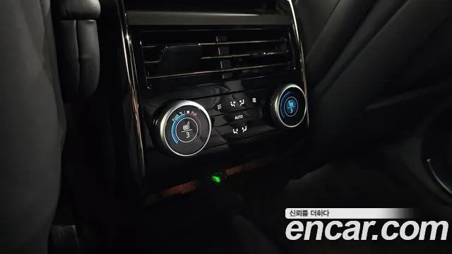 Land Rover Range Rover Sport 2025 thumb 6