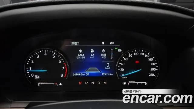 Ford Explorer 2019 thumb 11