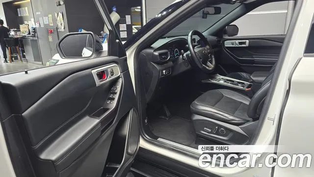 Ford Explorer 2019 thumb 7