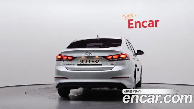 Hyundai Avante 2015 thumb 12