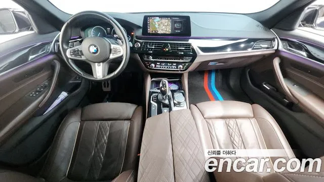 BMW 5 серии 2019 thumb 6