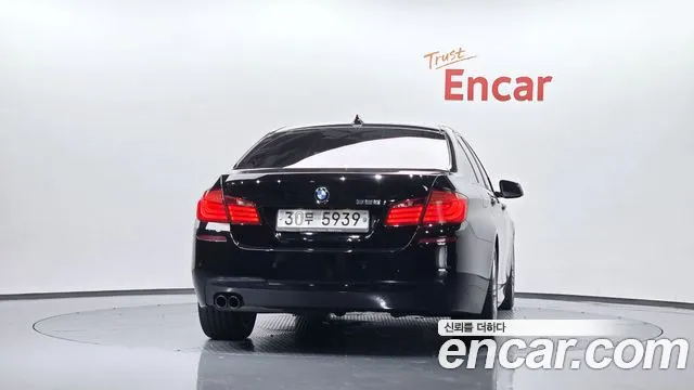 BMW 5 серии 2013 thumb 3