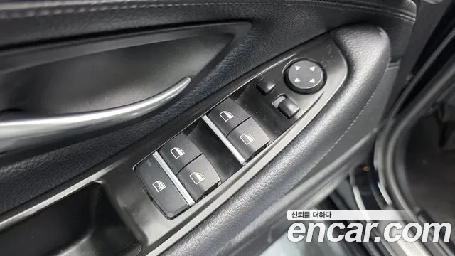 BMW 5 серии 2013 thumb 6