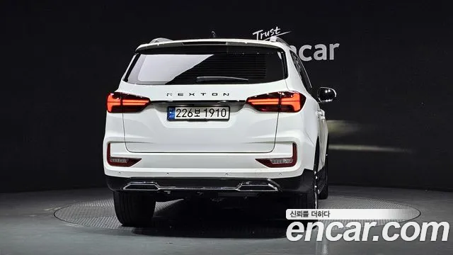 KGM Rexton 2022 thumb 4