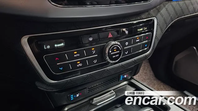 KGM Rexton 2022 thumb 10