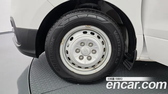Hyundai Staria 2020 thumb 5