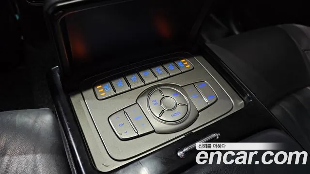 Hyundai Genesis 2012 thumb 6