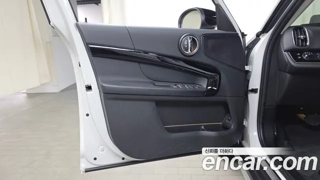 Mini Cooper Countryman 2023 thumb 8