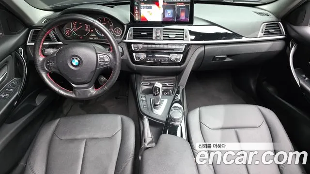 BMW 3 серии 2017 thumb 2