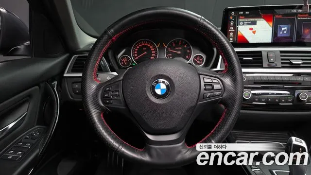 BMW 3 серии 2017 thumb 9