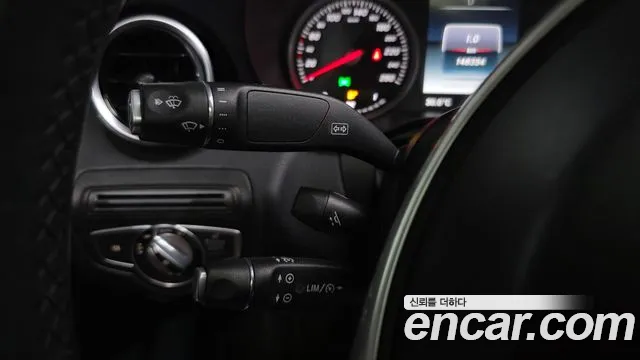 Mercedes-Benz C-Class 2015 thumb 7