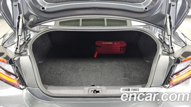 Toyota GT86 2025 thumb 9