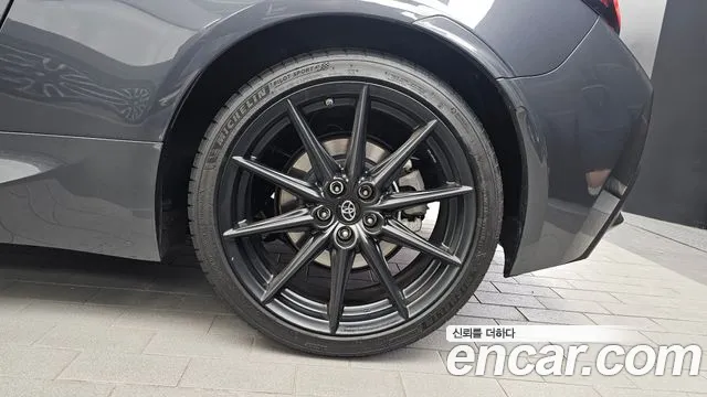 Toyota GT86 2025 thumb 10