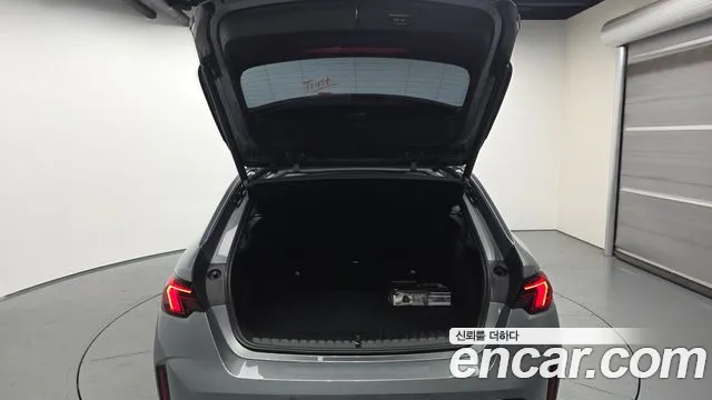 BMW 1 серии 2025 thumb 12