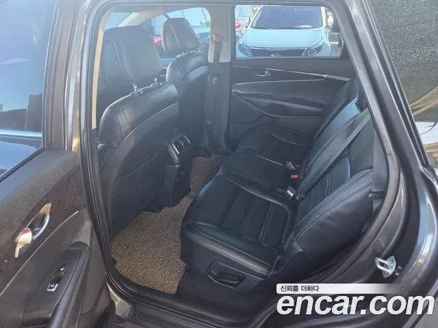 Kia Sorento 2016 thumb 4