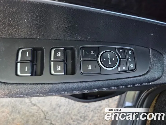 Kia Sorento 2016 thumb 11