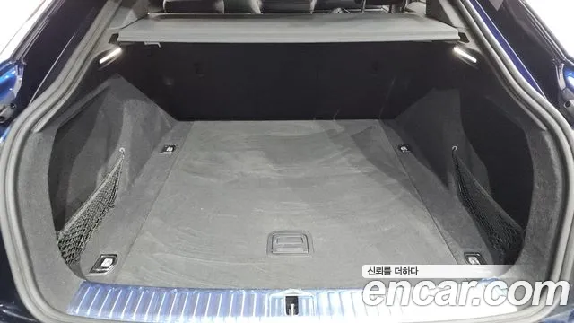 Audi e-tron 2021 thumb 12