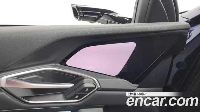 Audi e-tron 2021 thumb 9