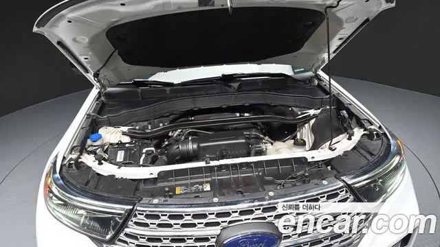 Ford Explorer 2020 thumb 6