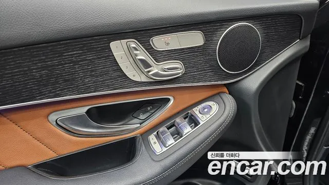 Mercedes-Benz GLC 2021 thumb 4