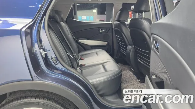 KGM Tivoli 2016 thumb 2
