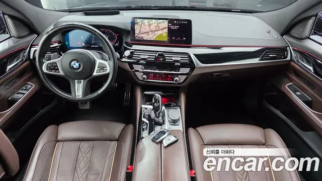 BMW 6 серии Gran Turismo 2021 thumb 12