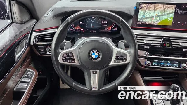 BMW 6 серии Gran Turismo 2021 thumb 4