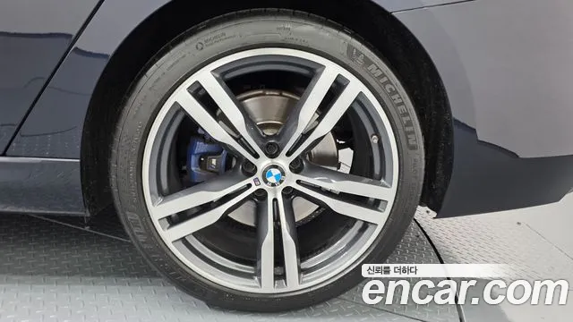 BMW 6 серии Gran Turismo 2021 thumb 10