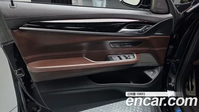 BMW 6 серии Gran Turismo 2021 thumb 8