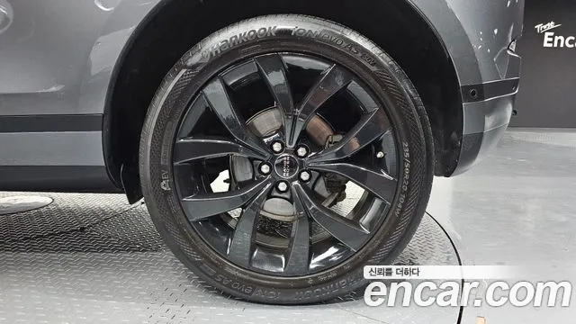 Land Rover Range Rover Evoque 2020 thumb 3