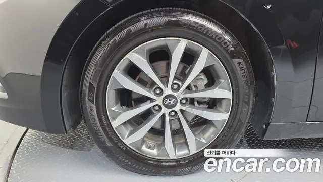 Hyundai Grandeur 2011 thumb 10