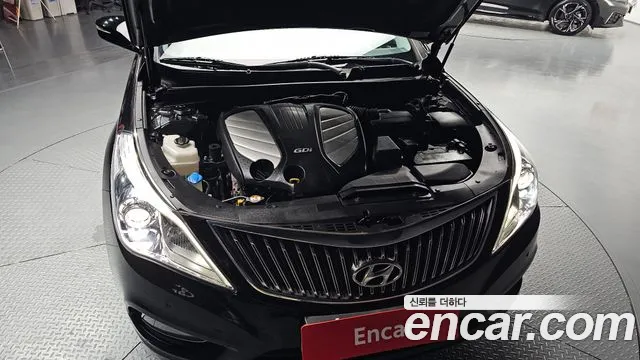 Hyundai Grandeur 2013 thumb 9