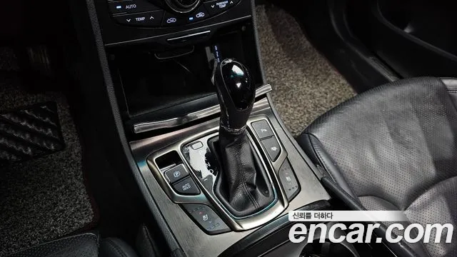 Hyundai Grandeur 2013 thumb 6