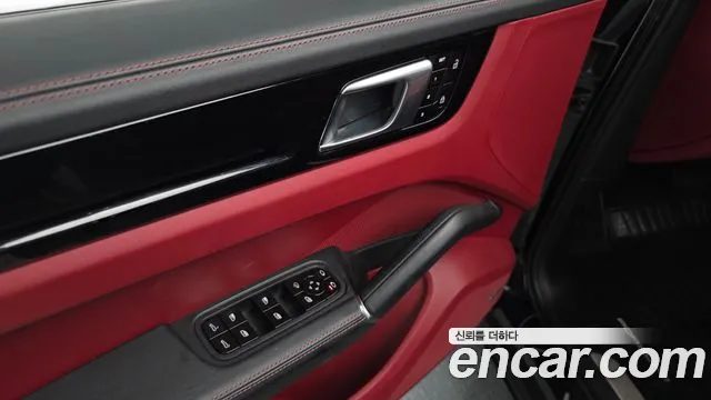 Porsche Cayenne 2020 thumb 10