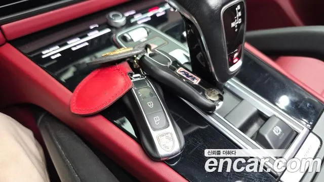 Porsche Cayenne 2020 thumb 2