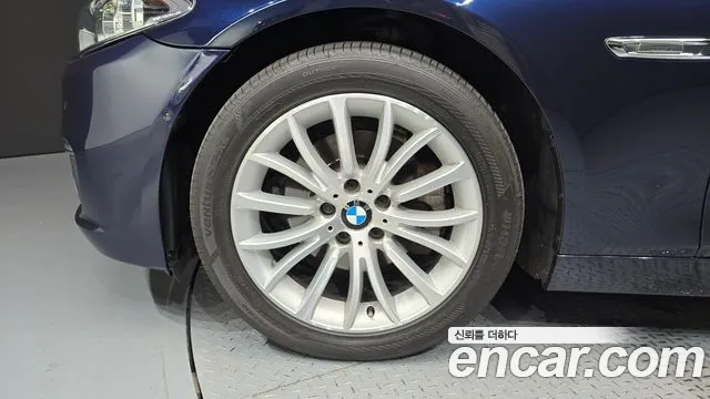 BMW 5 серии 2013 thumb 2