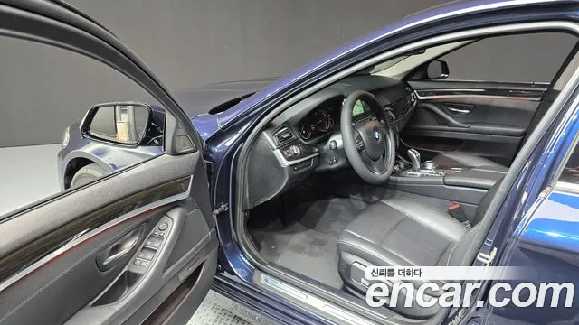 BMW 5 серии 2013 thumb 12