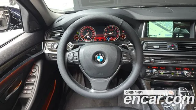 BMW 5 серии 2013 thumb 11