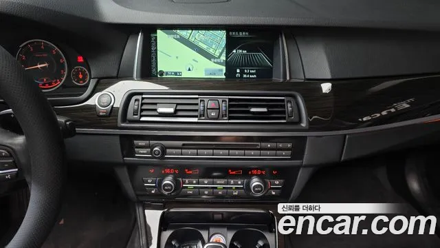 BMW 5 серии 2013 thumb 9