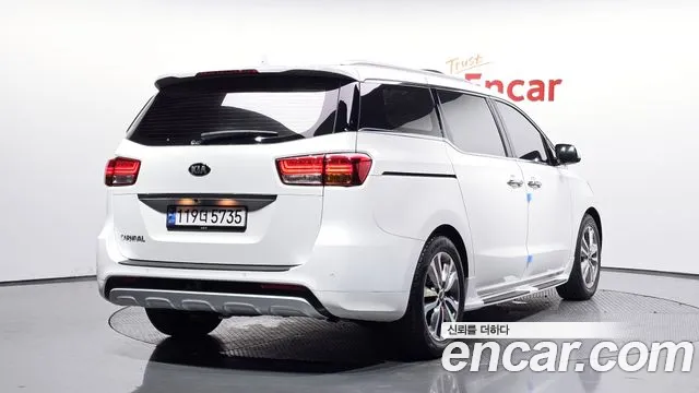Kia Carnival 2014 thumb 5