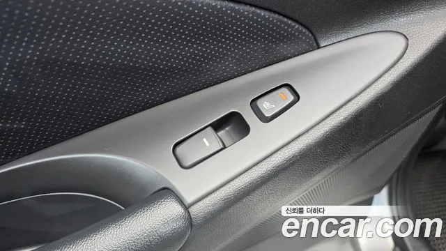 Hyundai Sonata 2012 thumb 2