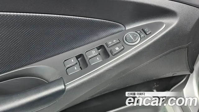 Hyundai Sonata 2012 thumb 8
