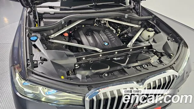 BMW X7 2020 thumb 12