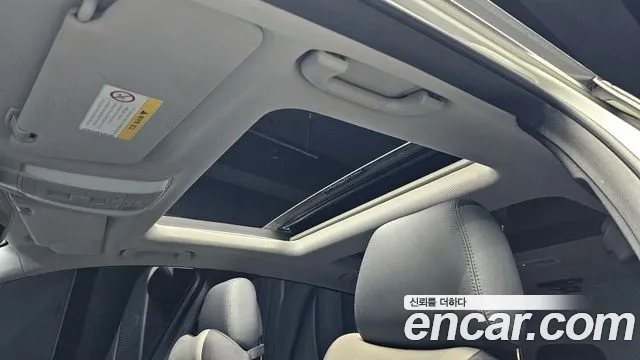 Mercedes-Benz E-Class 2010 thumb 10
