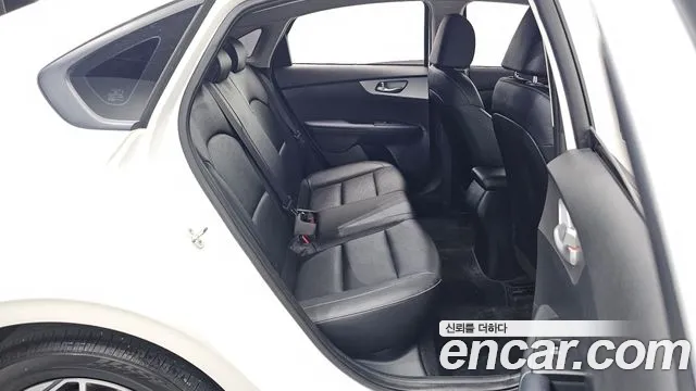 Kia K3 2022 thumb 8