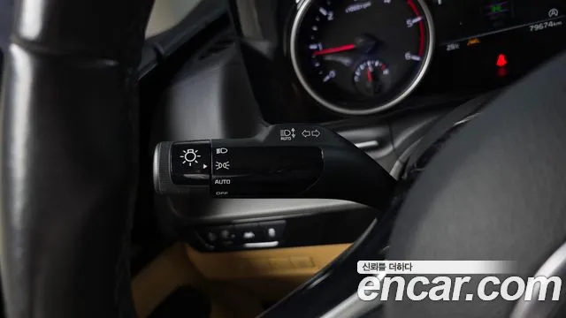 Kia Carnival 2021 thumb 12