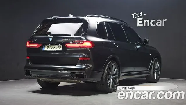 BMW X7 2021 thumb 4