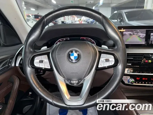 BMW 5 серии 2020 thumb 3