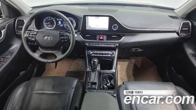 Hyundai Grandeur 2017 thumb 8