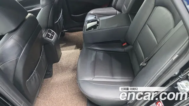 Hyundai Grandeur 2017 thumb 9